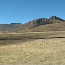 Lets'eng-la-Letsie: south facing north